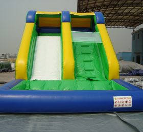 T8-1097 Bloco inflável gigante clássico com piscina