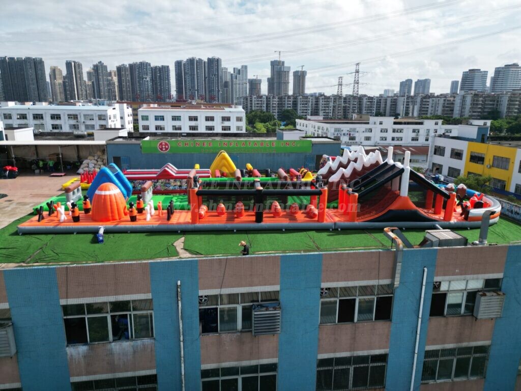 CR1-002 270M Giant Obstacle Course