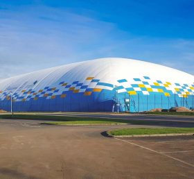 Tent3-012 104M X 65,7M cúpula de couro dupla coberta em um campo de futebol em Cardiff Leckwith