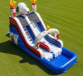 T8-7467 Escorregador Aquático Inflável Tema Snoopy