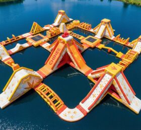 S843 Parque Aquático Inflável com Tema de Galinha